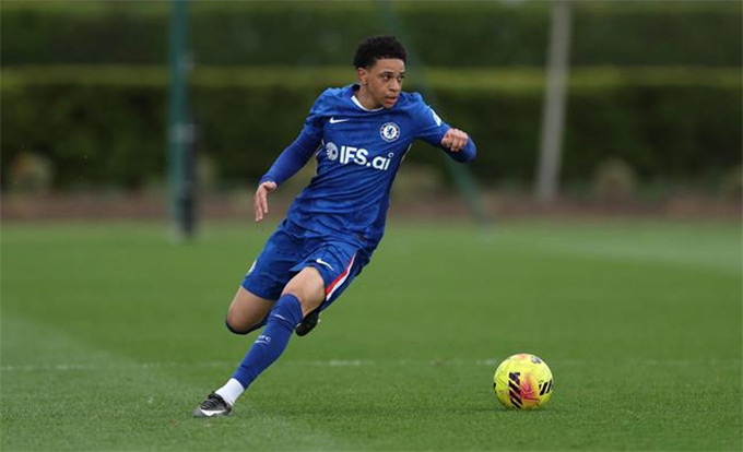 Olise em không có cơ hội đá chính cho đội một Chelsea Richard Olise không được thi đấu chính thức cho Chelsea