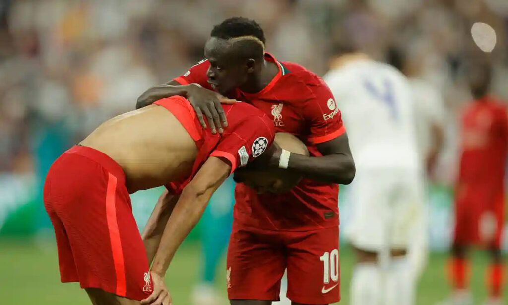 Liverpool Chốt Bán Mane cho Bayern Mùa Hè Này Theo Báo Thể Thao
