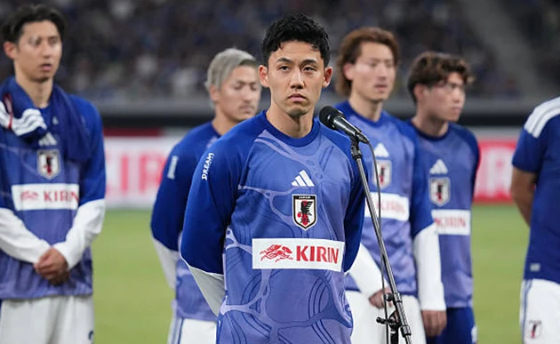 Wataru Enro không thể tham dự World Cup cùng tuyển Nhật Bản. Wataru Endo nghỉ thi đấu World Cup