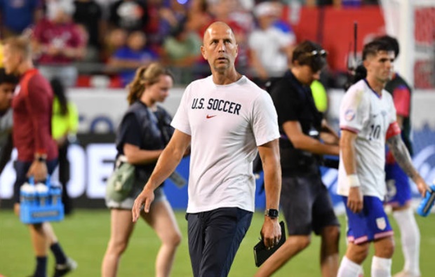 Liên đoàn bóng đá Mỹ miễn nhiệm Gregg Berhalter. Liên đoàn bóng đá Mỹ miễn nhiệm Gregg Berhalter.