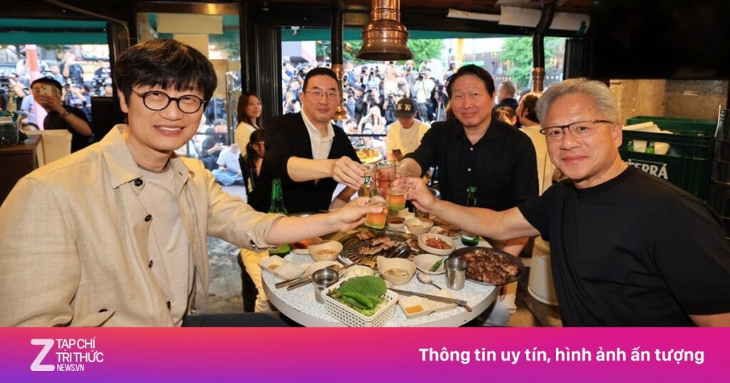 CEO Nvidia được Chủ tịch LG đích thân nướng thịt trong bữa tiệc quy tụ giới siêu giàu Hàn Quốc