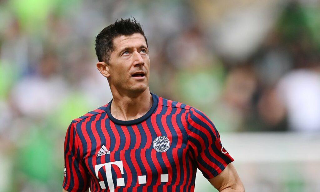 Bayern khẳng định giữ chân Lewandowski bất chấp nguyện vọng ra đi