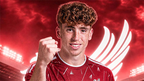 Liverpool hoàn tất thương vụ đầu tiên dưới thời HLV Andoni Iraola với Victor Munoz