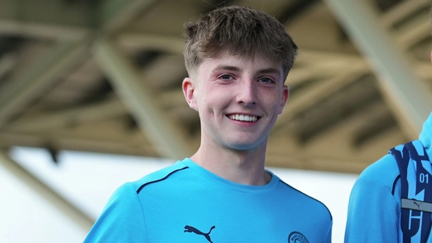 Charlie Gray nhiều khả năng sẽ rời Man City. Charlie Gray nhiều khả năng sẽ rời Man City.