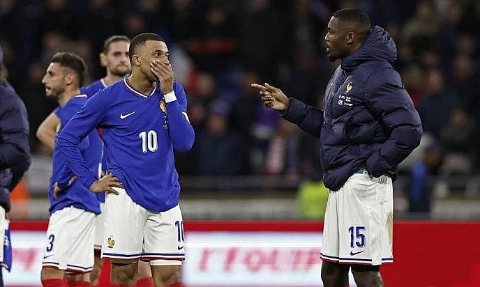 Đồng đội tiết lộ Mbappe chuẩn bị gia nhập Real Madrid theo thỏa thuận miễn phí