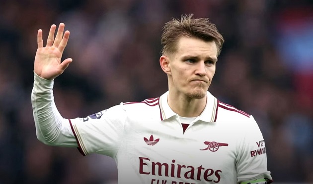 Phong độ của Odegaard sa sút nhiều trong một năm qua Martin Odegaard thi đấu sa sút