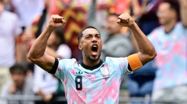 Youri Tielemans đội trưởng tuyển Bỉ