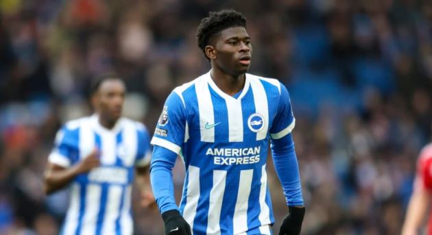 Tại sao Carlos Baleba là lựa chọn hấp dẫn của Man Utd mùa hè này