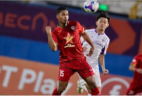 Adou Minh đủ điều kiện khoác áo ĐTQG Adou Minh tham gia tập luyện cùng đội tuyển
