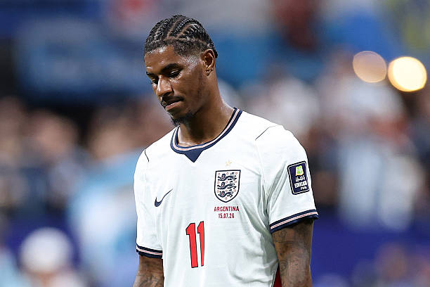 Manchester United không muốn bán Marcus Rashford cho các đội bóng Anh Cầu thủ Marcus Rashford trên sân