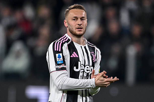 Teun Koopmeiners có thể rời Juventus hè này Teun Koopmeiners thi đấu cho Juventus