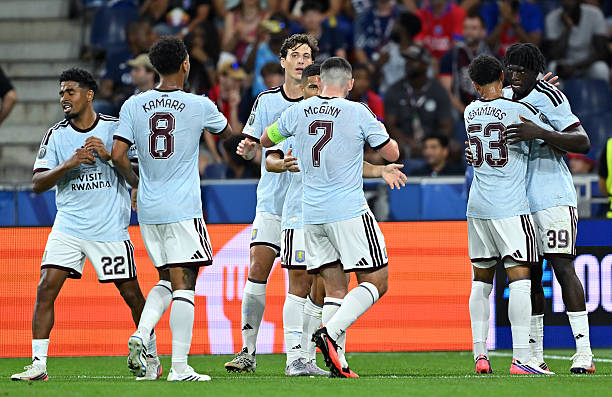 Soi trận Monchengladbach vs Aston Villa thử thách thể lực trước mùa giải mới