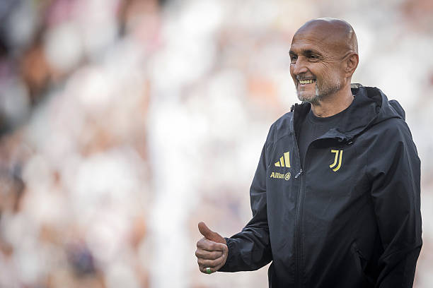 HLV Luciano Spalletti hướng đến khởi đầu thuận lợi cùng Juventus ở Serie A mùa giải 2026/27. HLV Luciano Spalletti cùng Juventus chuẩn bị cho mùa giải mới