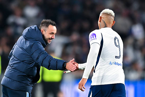 Roberto De Zerbi đang lèo lái con tàu Tottenham Hotspur đi đúng hướng. Roberto De Zerbi đang lèo lái con tàu Tottenham Hotspur đi đúng hướng