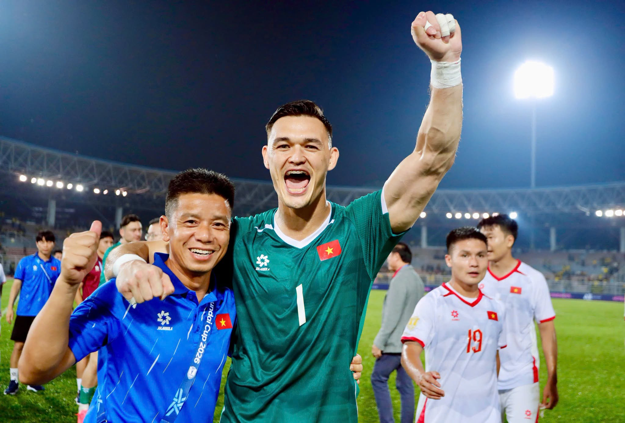 - Ảnh 1. Lê Giang Patrik mới chỉ để lọt lưới 1 lần tại AFF Cup 2026.