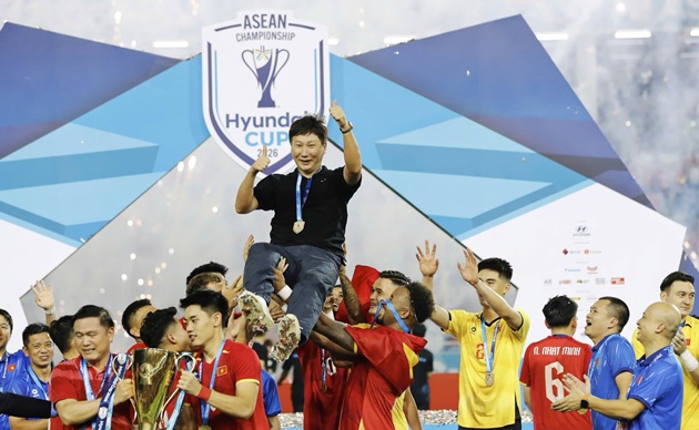 Nhà cầm quân Hàn Quốc liên tục mang về vinh quang cho Việt Nam.