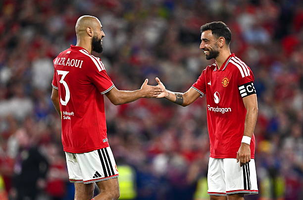 Noussair Mazraoui chốt hạ chiến thắng cho MU trên loạt đấu súng Noussair Mazraoui ghi bàn quyết định trên loạt luân lưu
