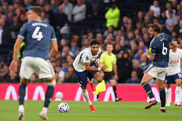 Ngoại hạng Anh vòng 3 Nottingham Forest và Tottenham Hotspur chuẩn bị quyết chiến trên sân nhà The City Ground