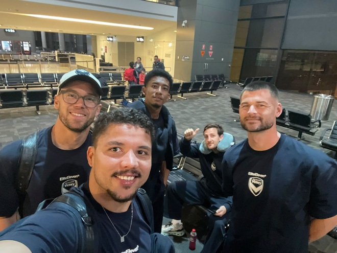 Các cầu thủ Melbourne Victory đã đến Việt Nam Melbourne Victory chuẩn bị cho AFC Champions League 2