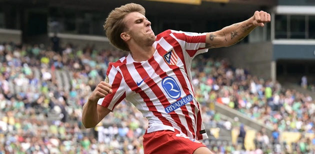 Barrios là chân chuyền xuất sắc của Atletico. Pablo Barrios - tiền vệ sáng tạo Atletico Madrid